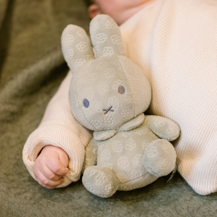 Miffy peluche Flower verte, 20cm lapin pour cadeau bébé