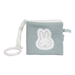 livre-d-activites-miffy-tricot-vert-amande