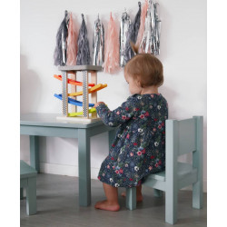 table-bleu-gris-pour-tout-petits