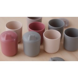 Dantoy -Set de 2 gobelets pour enfants avec couvercle BIOPLASTIQUE - Taupe et vert