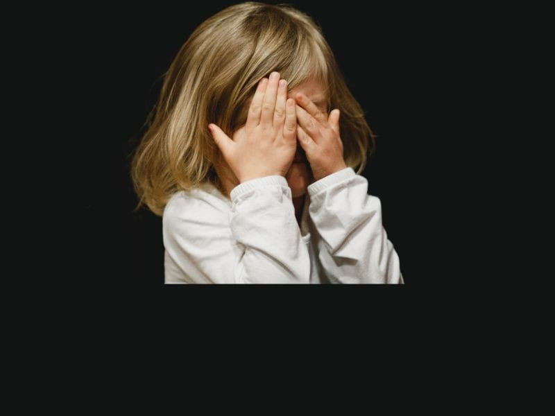 Mon enfant a peur du noir : Que dois-je faire ?