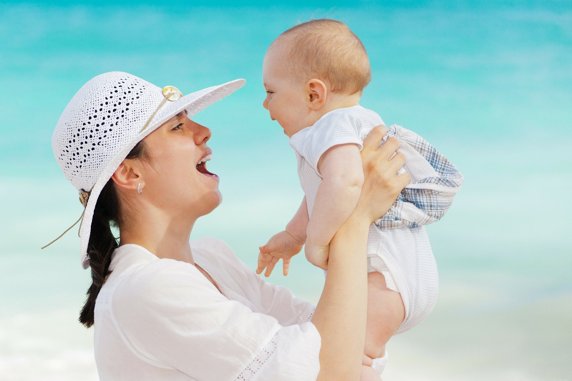 Les indispensables pour passer de bonnes vacances avec bébé